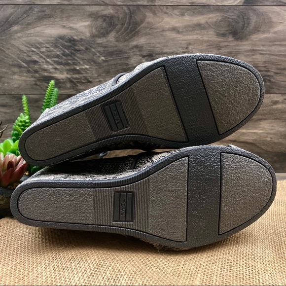 NEW Toms Kala Snakeskin Print Wedge Booties - Picture 10 of 10